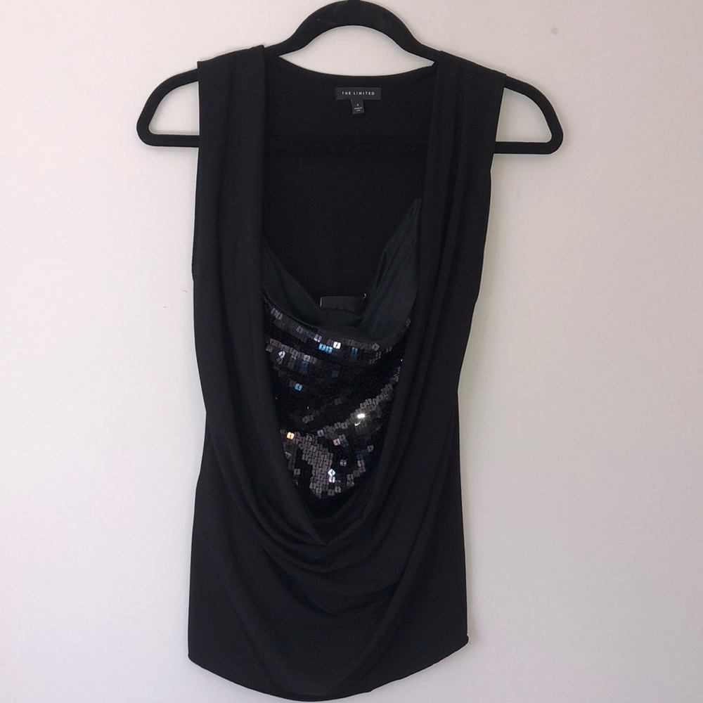 The Limited two style top!🖤